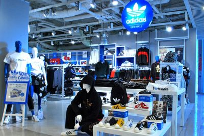 アディダスオリジナルス熊本