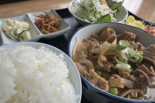 【大津町】定食が800円でボリューム抜群「御食事処松ちゃん」