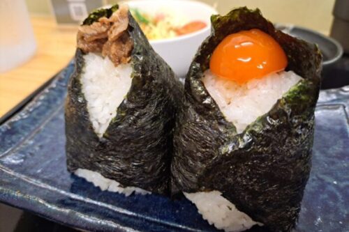 【熊本市東区】2025年11月オープン！今年ウマくいくように午年に馬スジ煮込みおむすびはいかが？【おむすび処　ひらた】